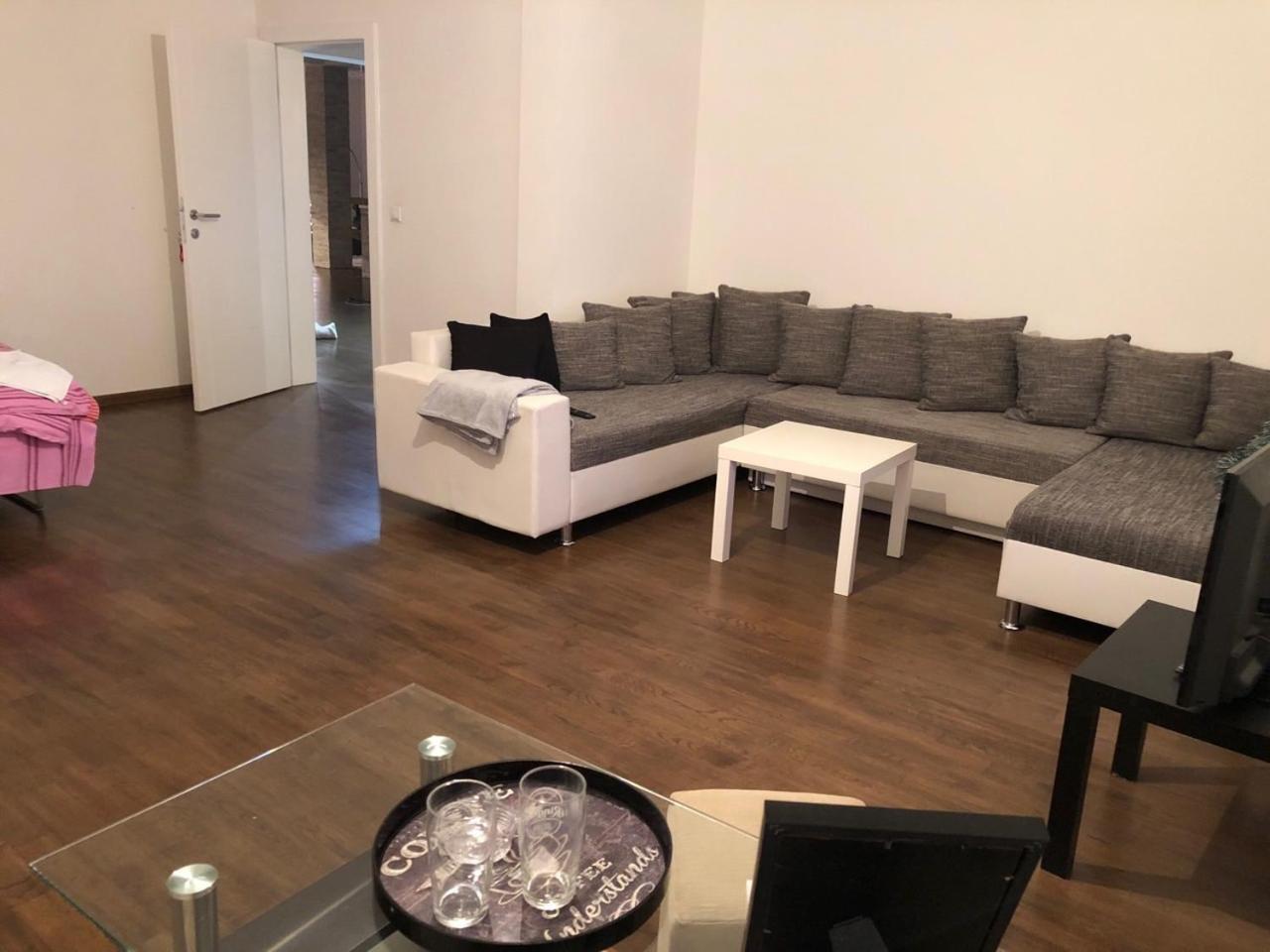 Hanja Apartment *