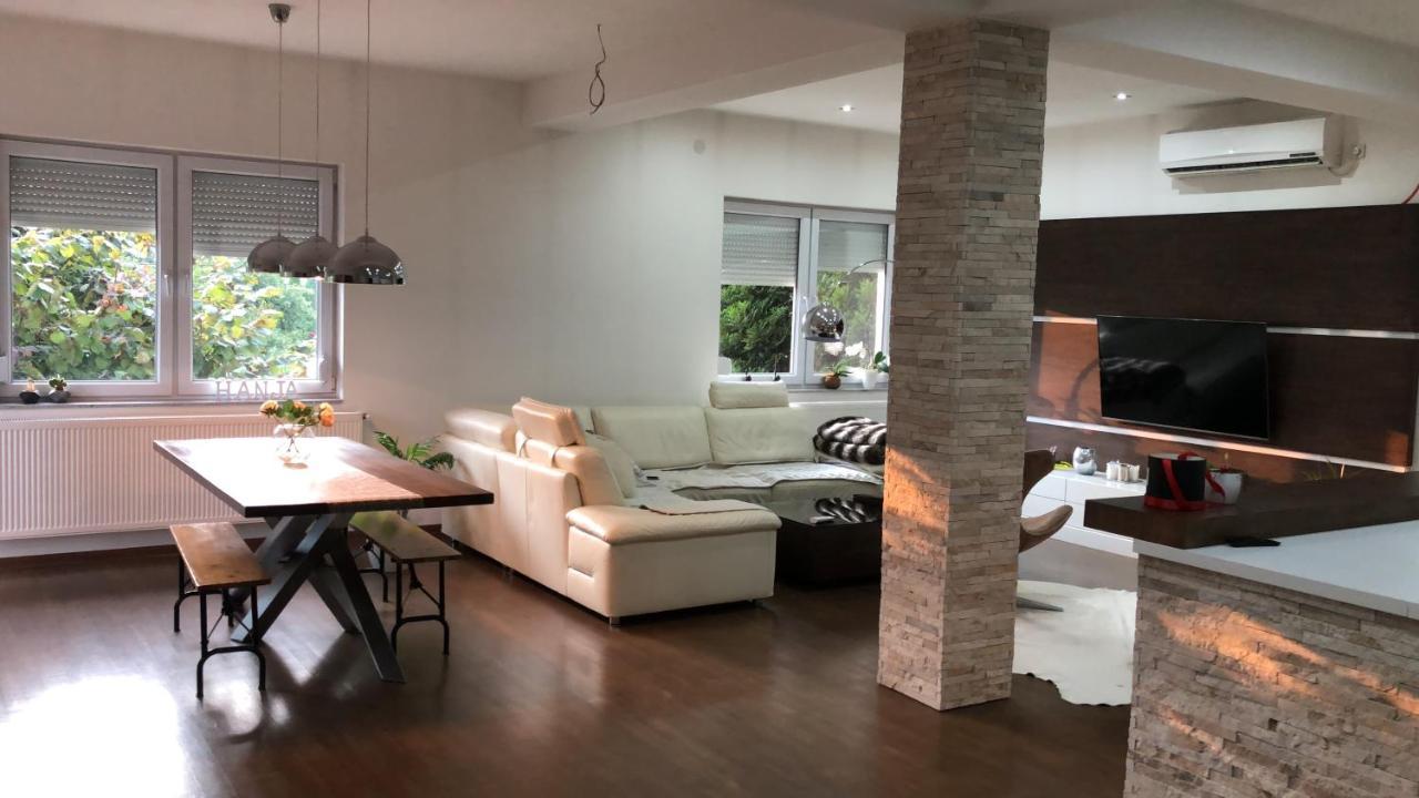 Apartment Hanja